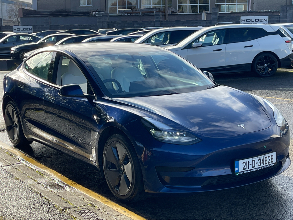 2021 Tesla Model 3 - image 7