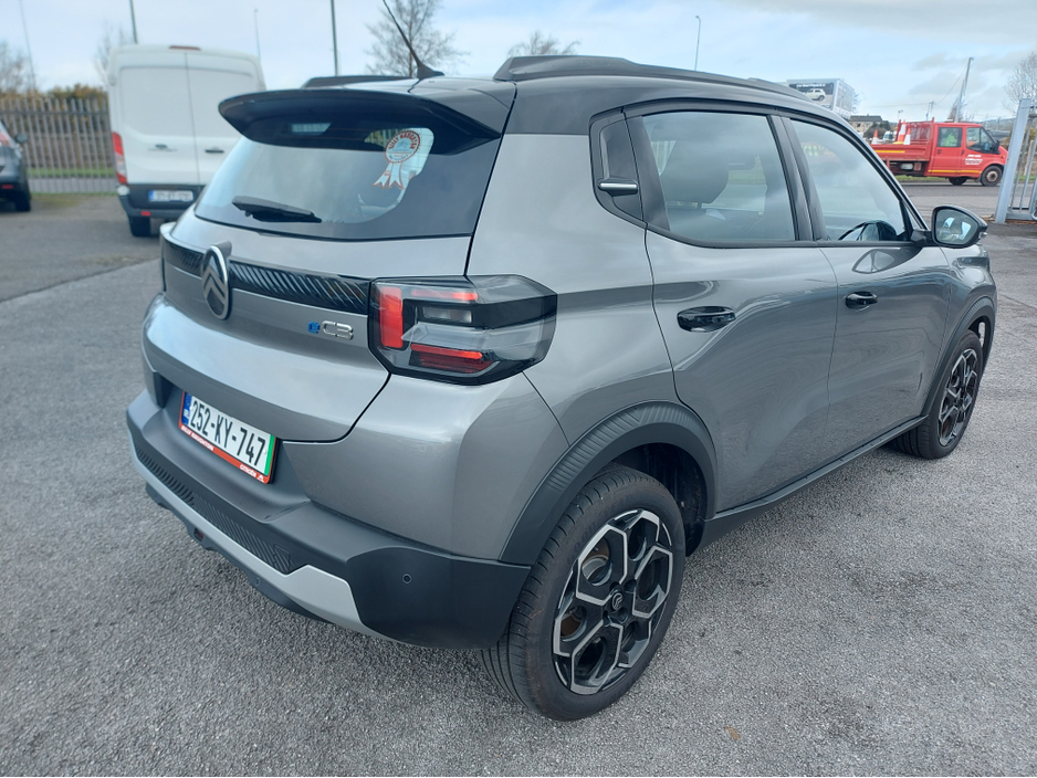 2025 Citroen C3 - image 10