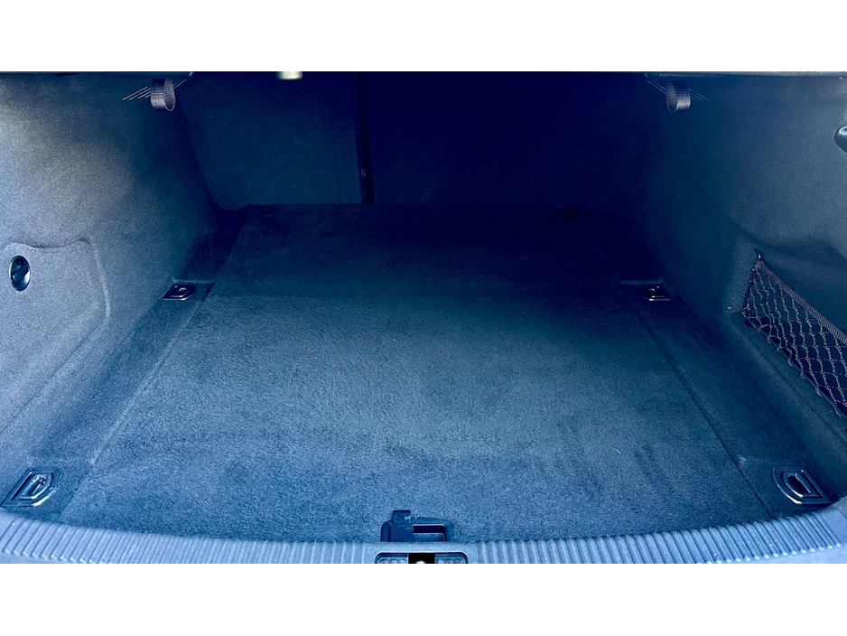 2017 Audi A6 - image 4