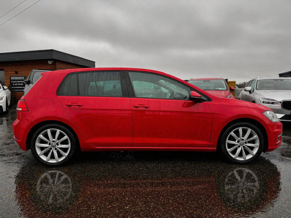 2018 Volkswagen Golf - image 5
