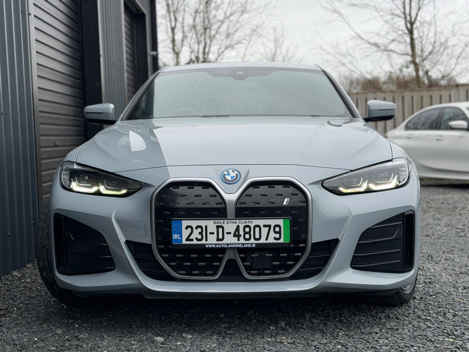 2023 BMW i4 - image 2