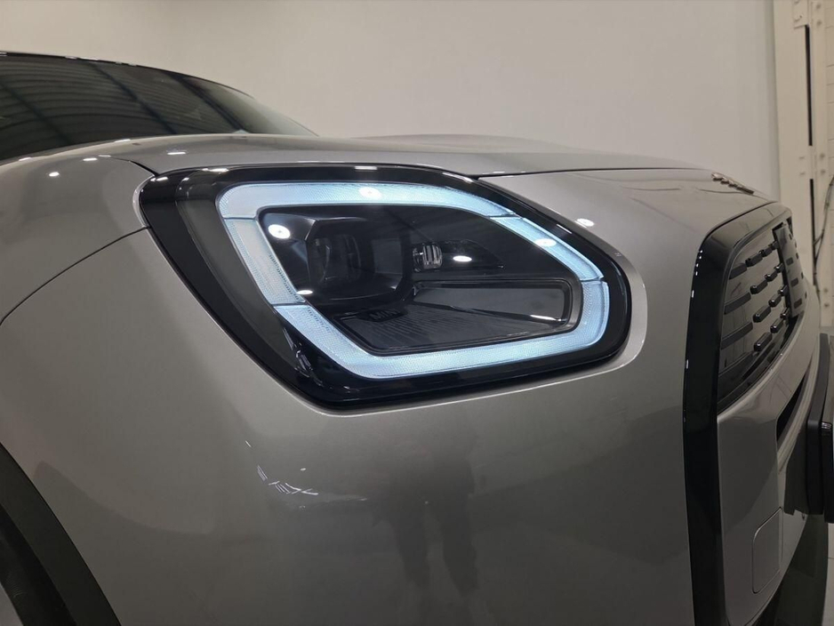 2026 MINI Countryman - image 17