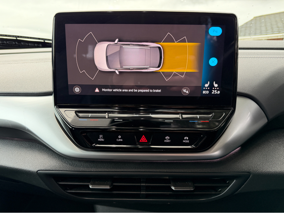 2023 Volkswagen ID.4 - image 18