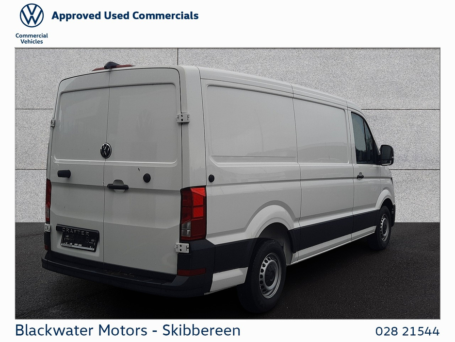2025 Volkswagen Crafter - image 15