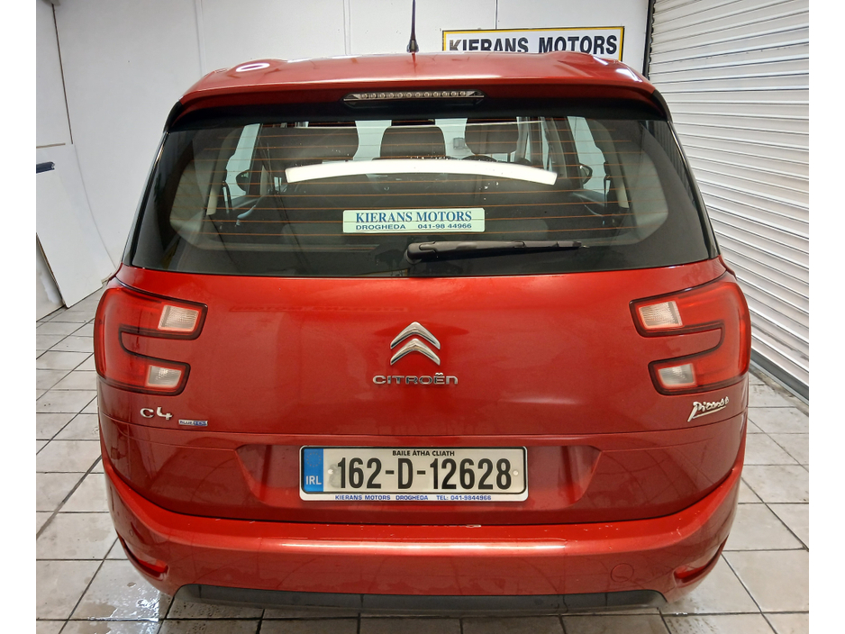 2016 Citroen Grand C4 Picasso - image 4