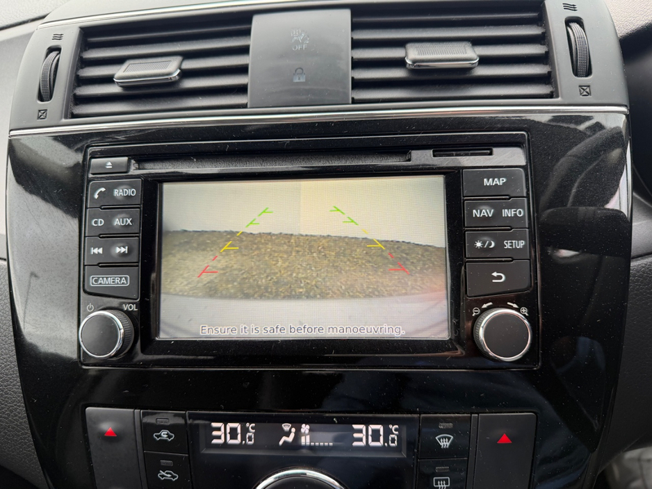 2018 Nissan Pulsar - image 10