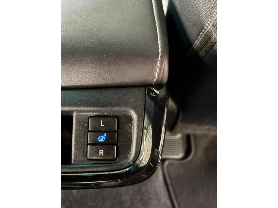 2024 Toyota Hilux  €55,950