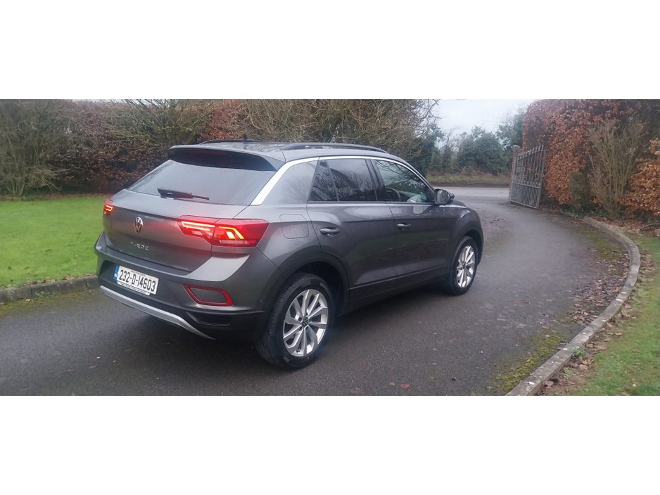 2023 Volkswagen T-Roc LIFE 2.0 TDI MAN 116HP €27,950