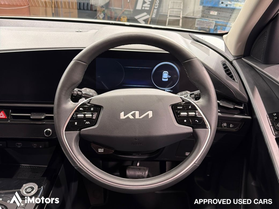 2025 Kia e-Niro - image 16