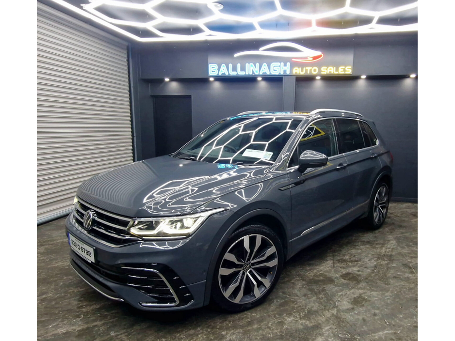 2023 Volkswagen Tiguan - image 15