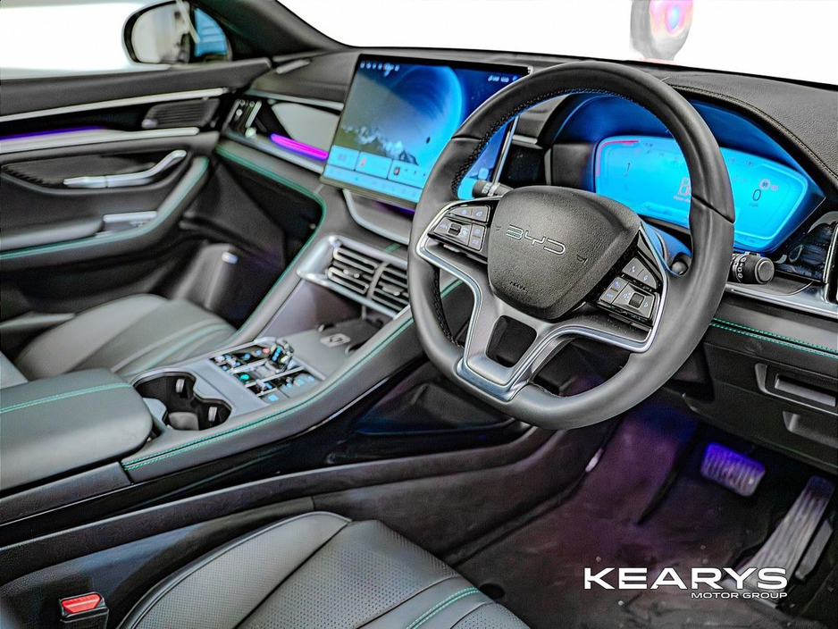 2025 BYD Seal U - image 12