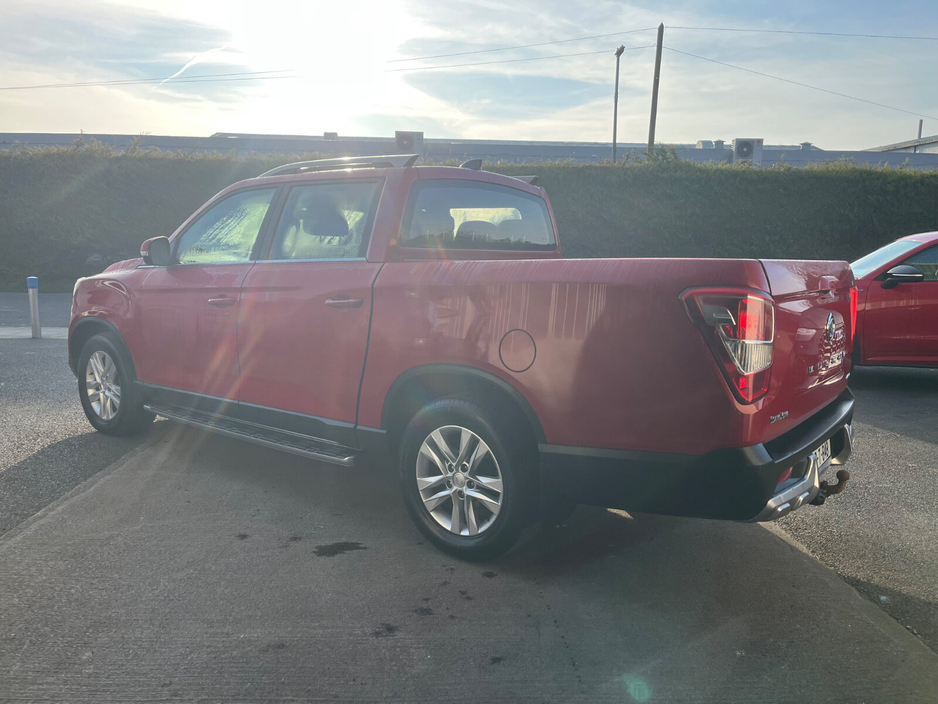 2020 Ssangyong Musso - image 3