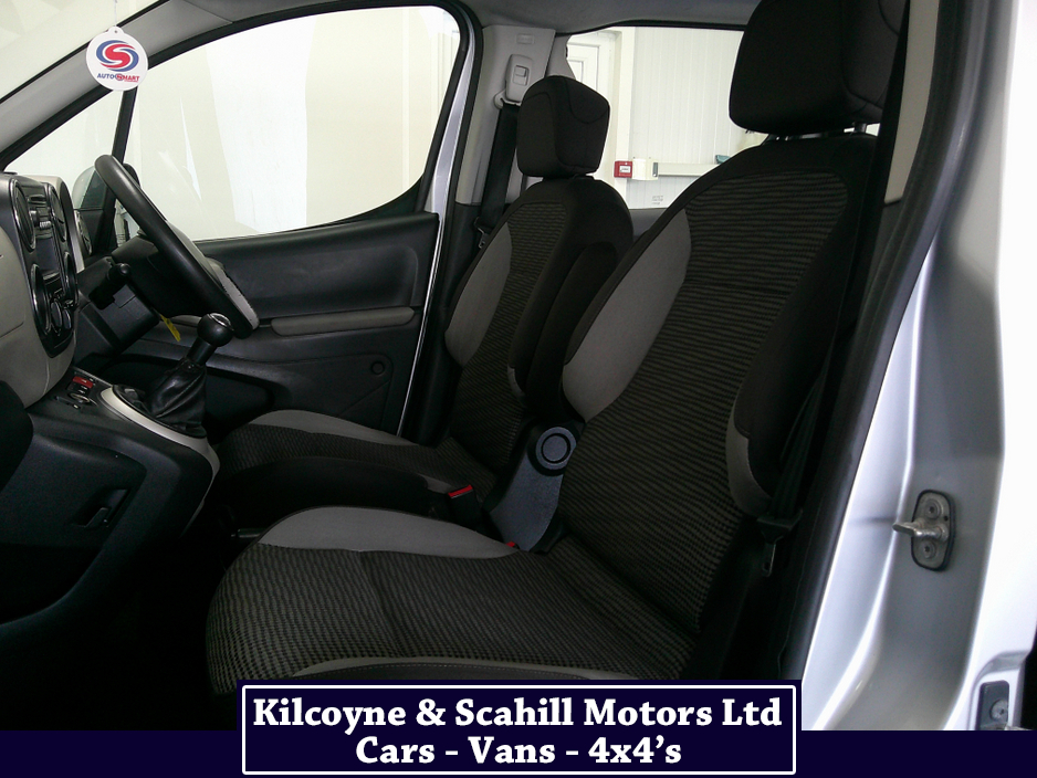 2013 Peugeot Partner - image 13