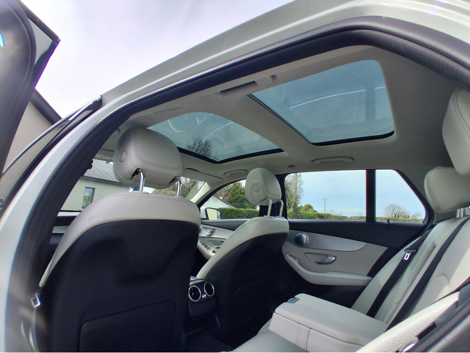 2016 Mercedes-Benz C Class - image 9