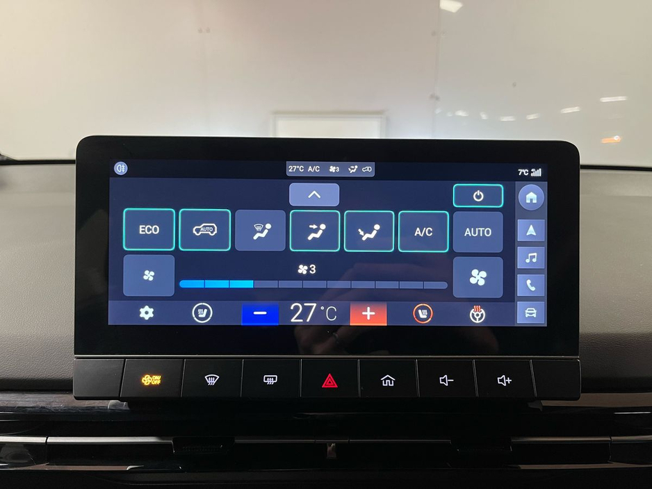2023 MG 4 Trophy EV 64kWh 203BHP - Reversing Camera - Climate Control - Heated Seats/Steering Wheel - Cruise Control - Keyless Start - Apple CarPlay/Android Auto €21,950