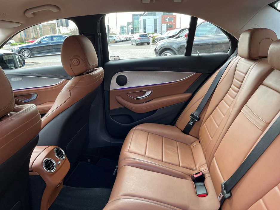 2017 Mercedes-Benz E Class - image 4