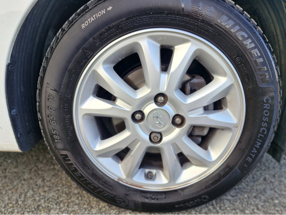 2017 Hyundai i20 - image 28