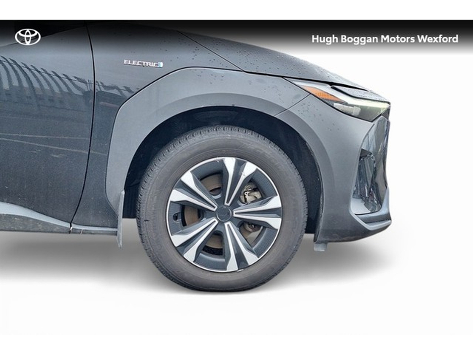 2023 Toyota bZ4X - image 18