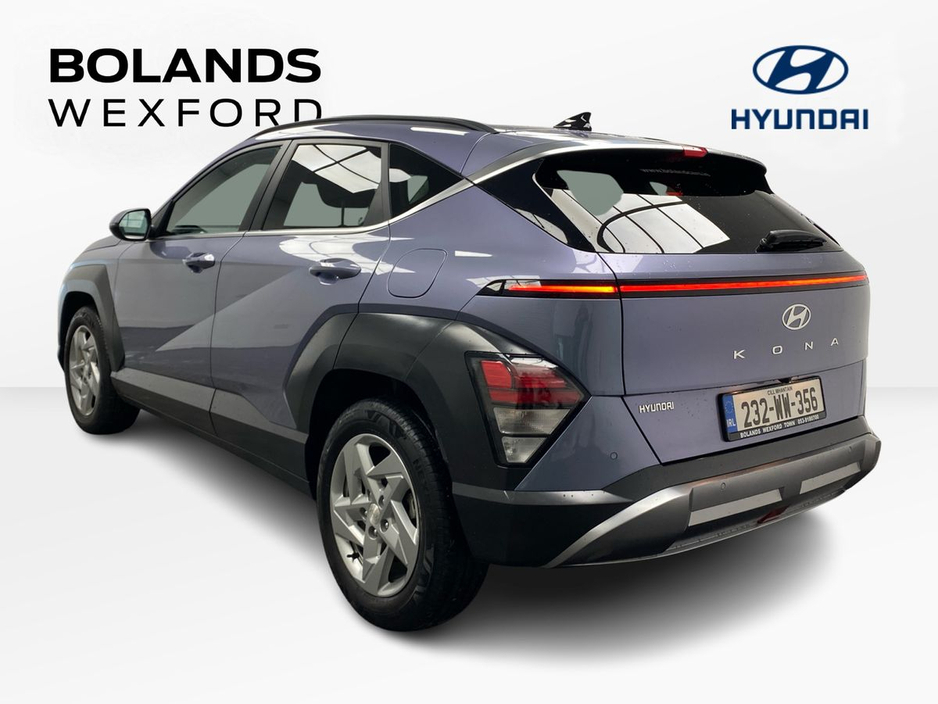 2023 Hyundai Kona - image 3