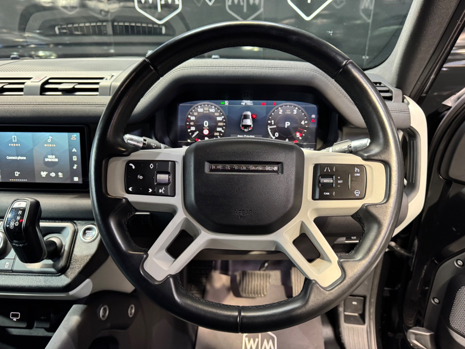 2021 Land Rover Defender - image 15