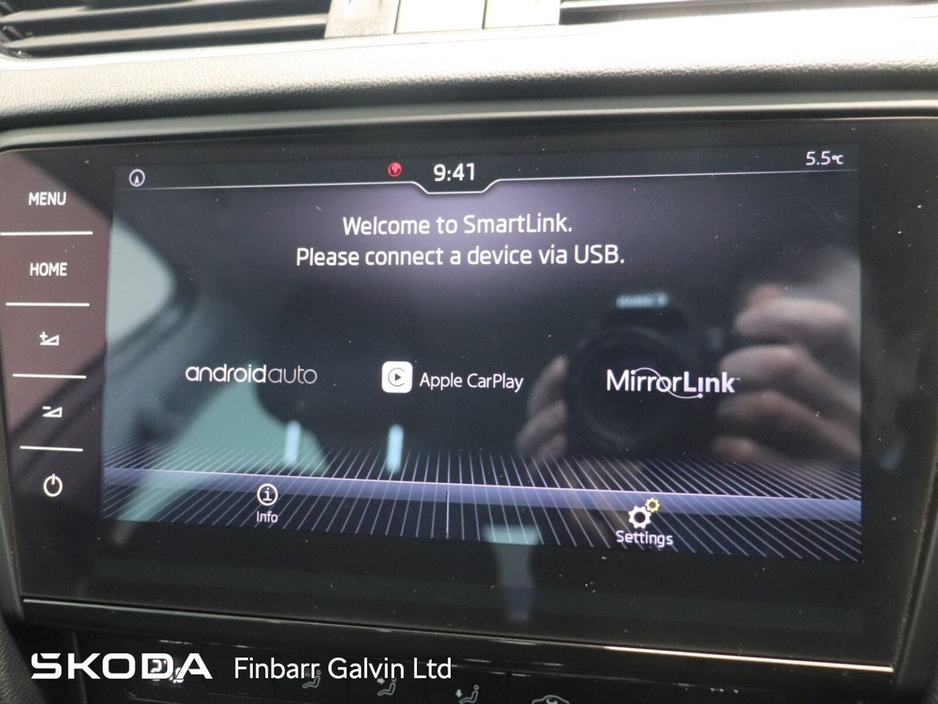 2019 Skoda Octavia - image 18