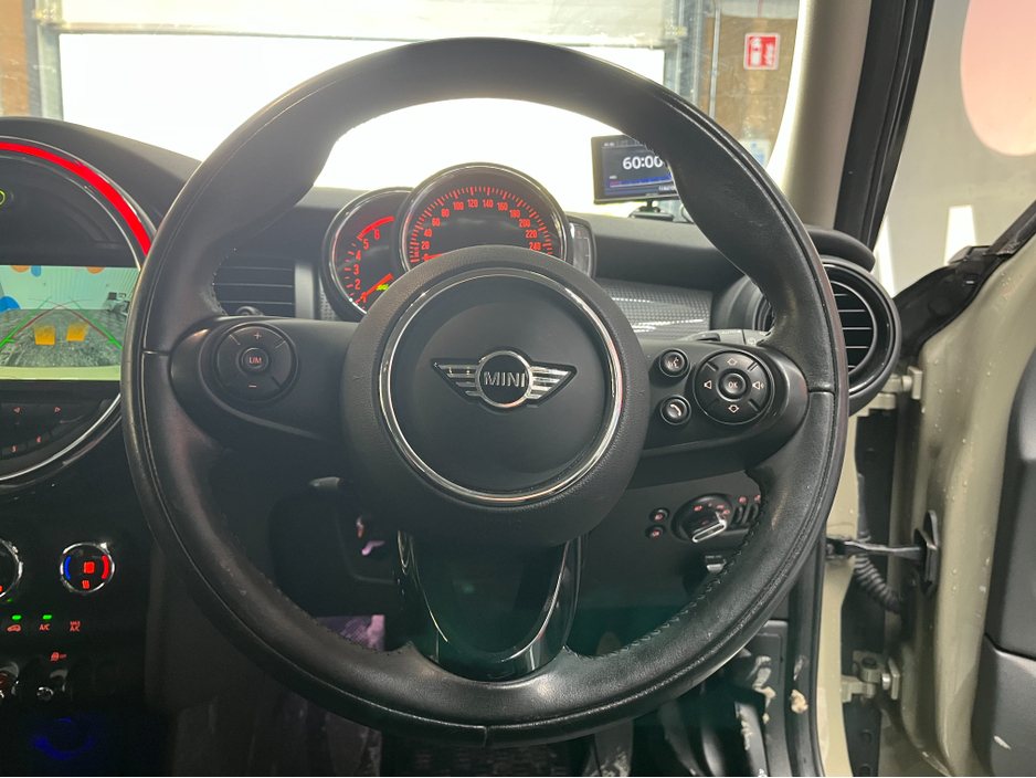 2018 MINI Cooper €17950 2018 MINI COOPER 1.5 AUTOMATIC / CRUISE CONTROL / REVERSE CAMERA / AMBIENT LIGHTS AND MORE €17,950