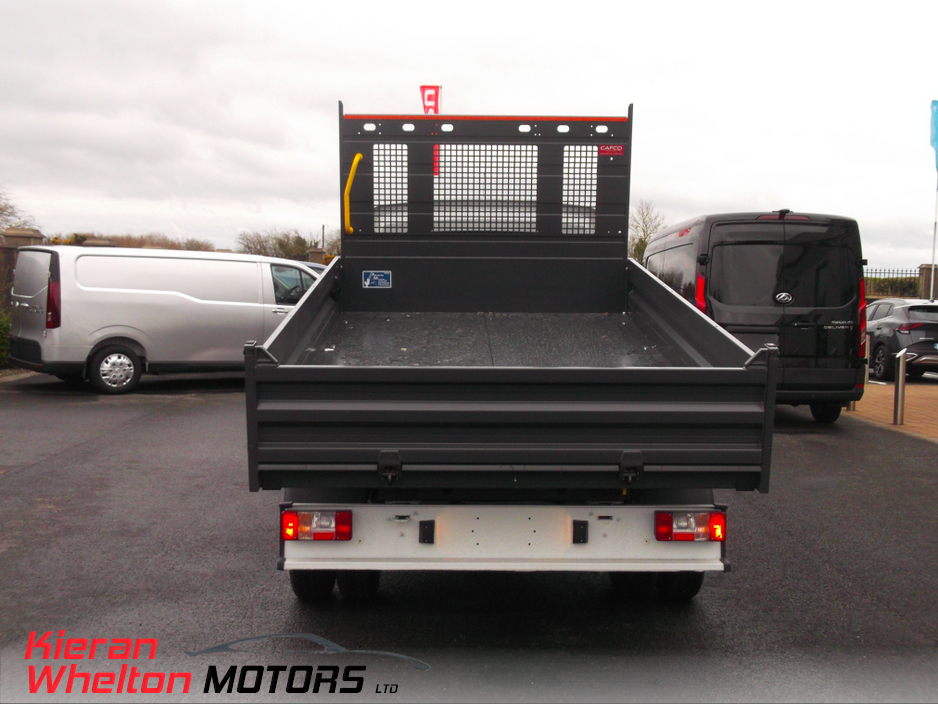 2026 Maxus Deliver 9 tipper body €40,600