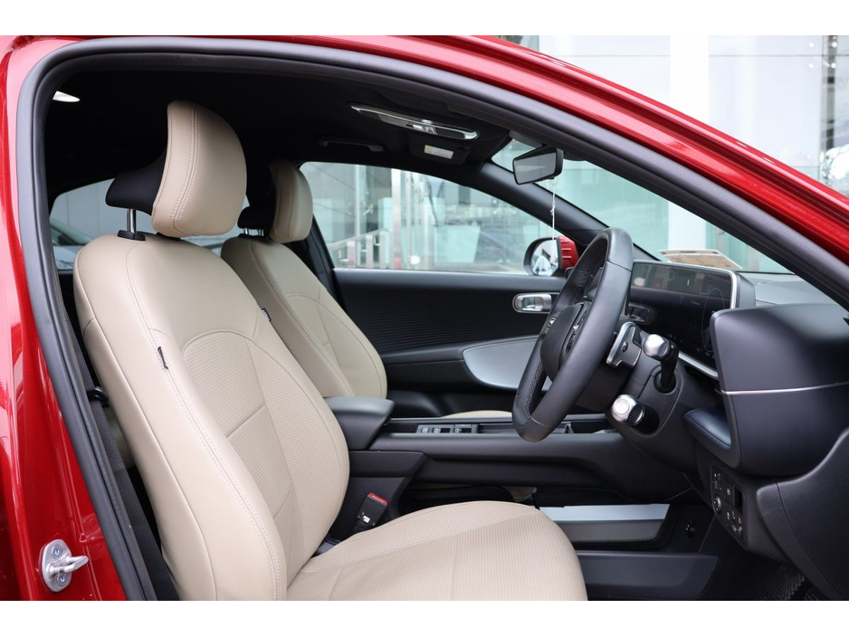 2024 Hyundai Ioniq 6 - image 11