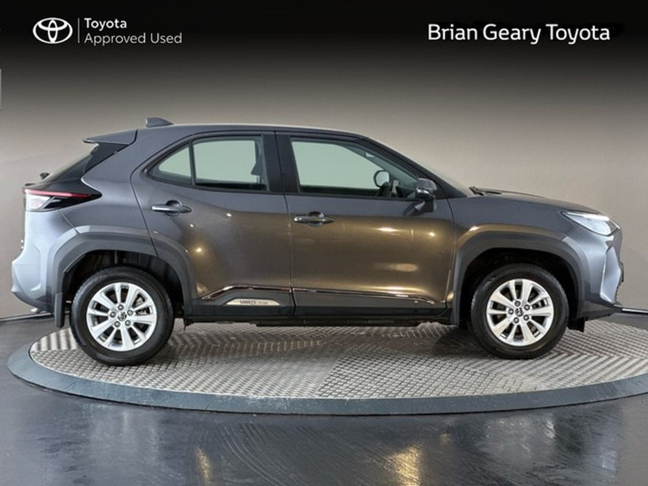 2024 Toyota Yaris Cross HYBRID LUNA €27,950