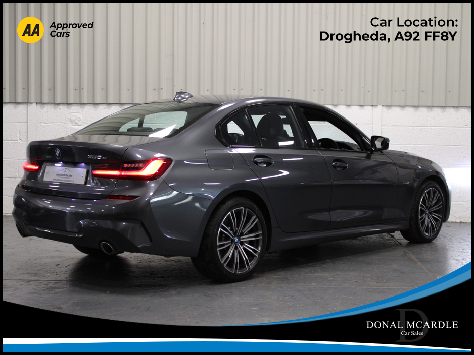 2022 BMW 3 Series - image 7