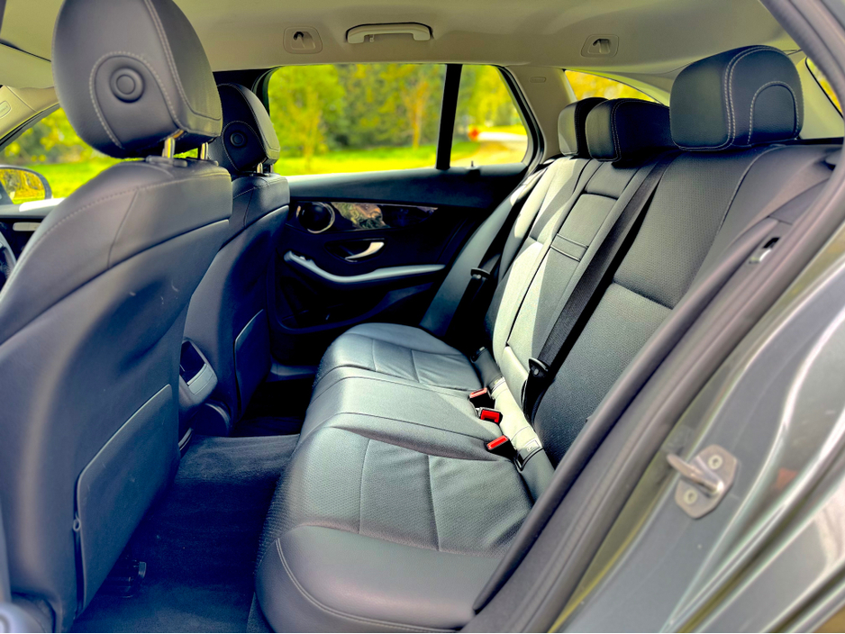 2018 Mercedes-Benz C Class - image 6