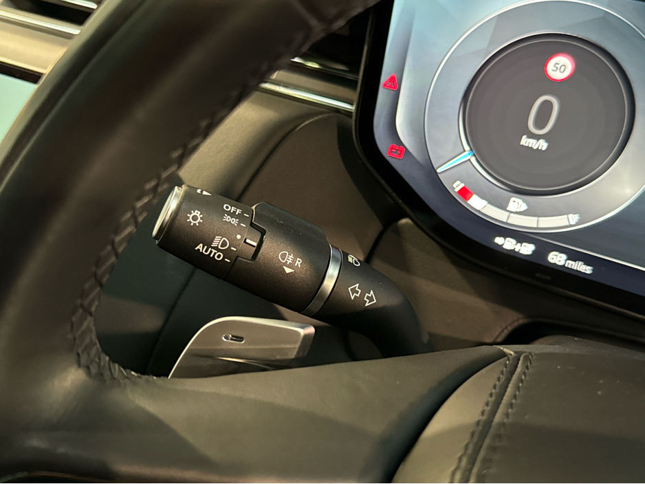 2023 Land Rover Range Rover Sport P440e Dynamic SE