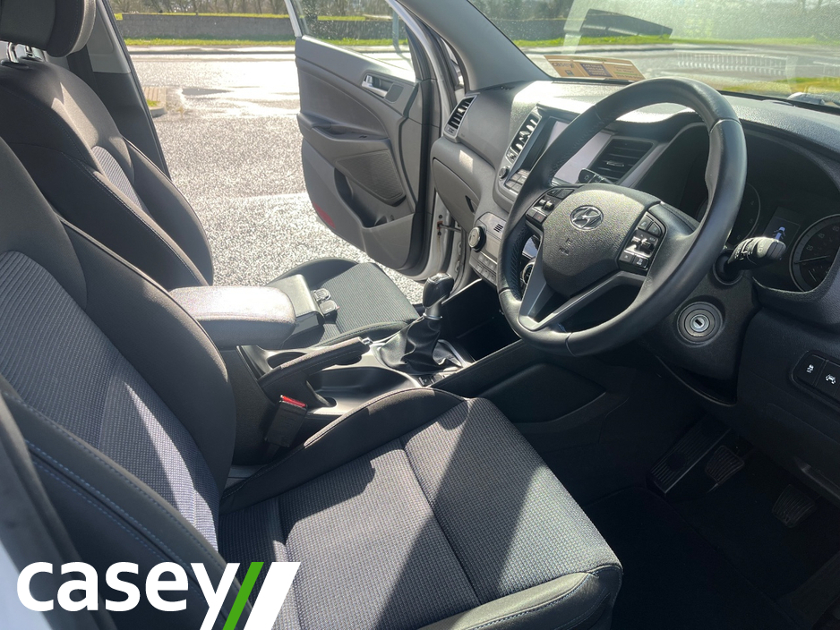 2018 Hyundai Tucson - image 19