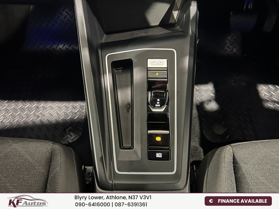 2023 Volkswagen Golf Life 2.0TDI 115bhp 5dr Auto - 231 Reg €29,995