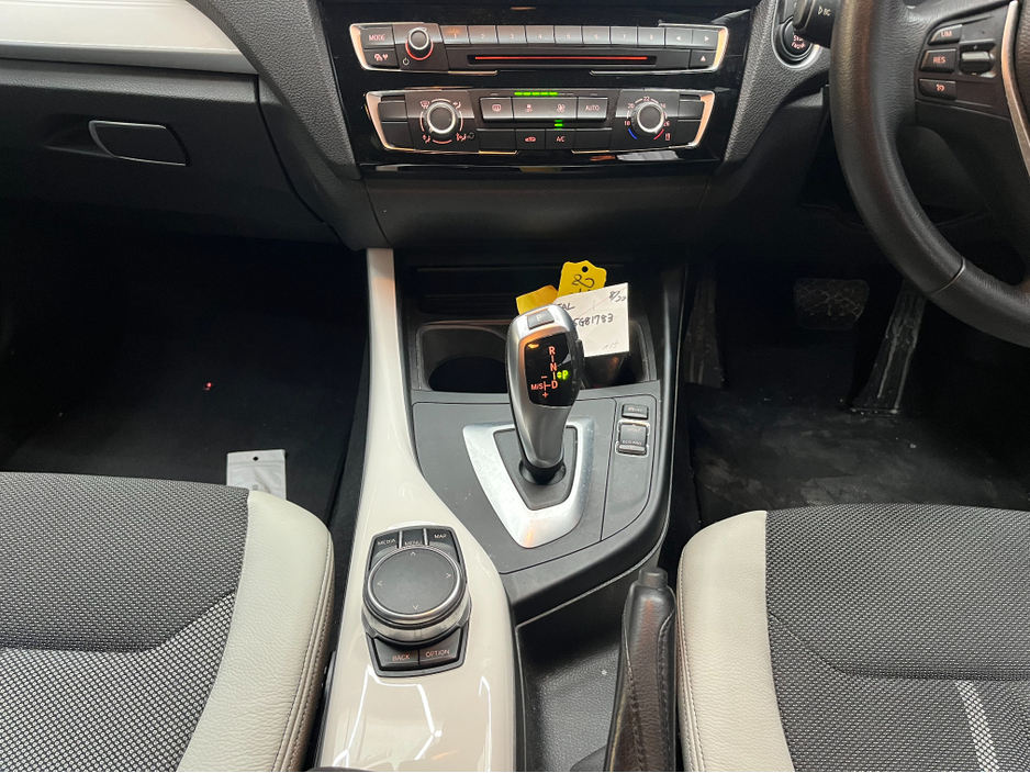 2017 BMW 1 Series - image 16