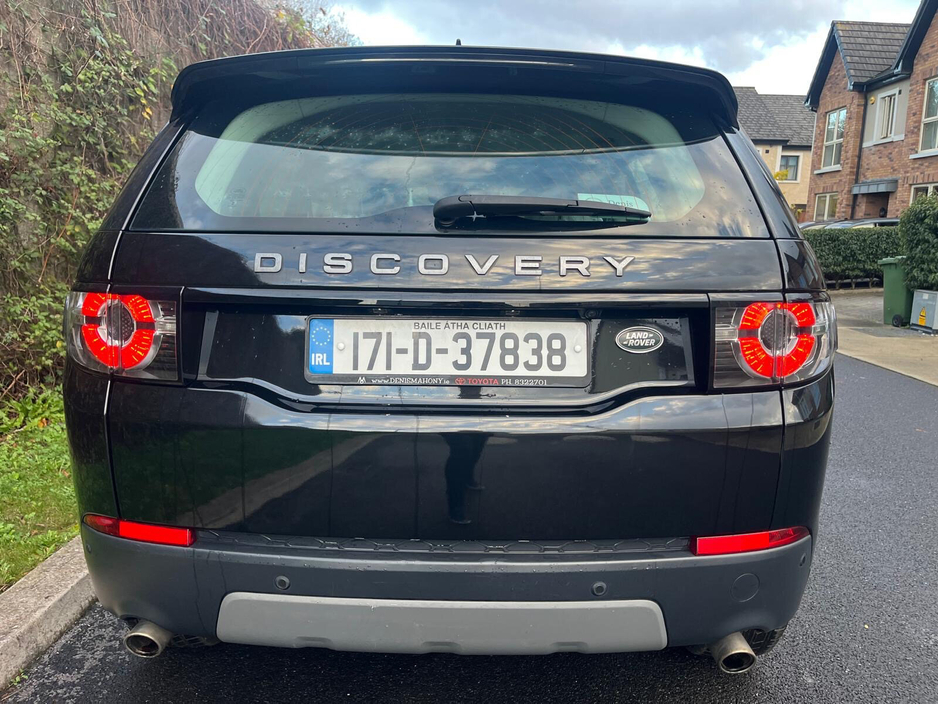 2017 Land Rover Discovery Sport - image 8