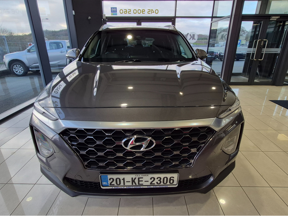 2020 Hyundai Santa Fe - image 5