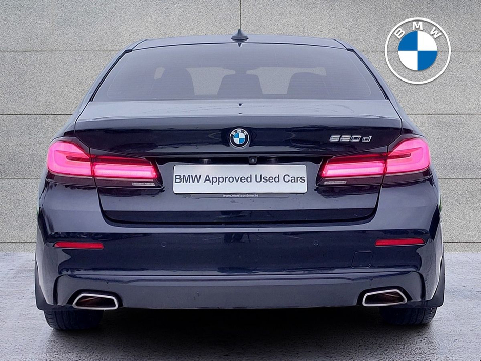 2022 BMW 5 Series - image 15