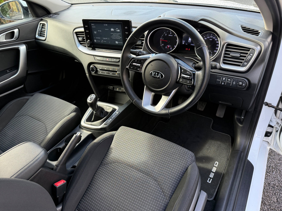2021 Kia Ceed - image 10