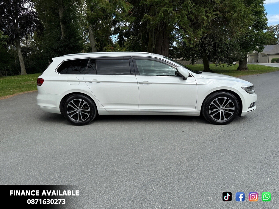 2016 Volkswagen Passat - image 16