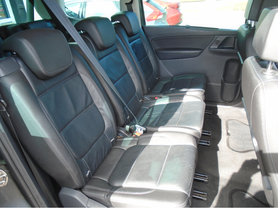 2017 SEAT Alhambra - image 7