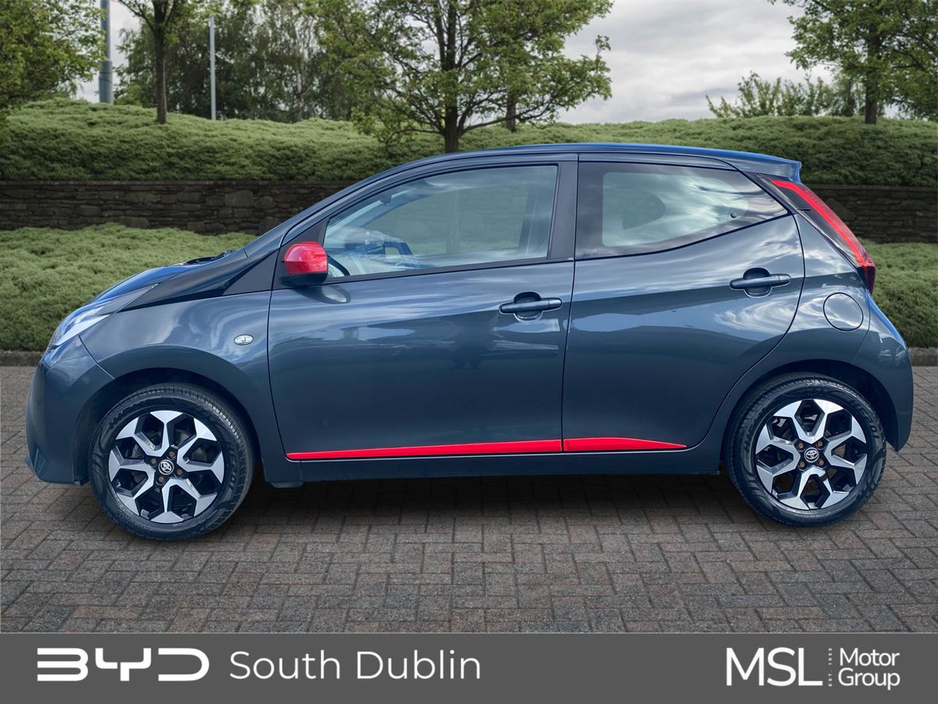 2020 Toyota Aygo - image 6