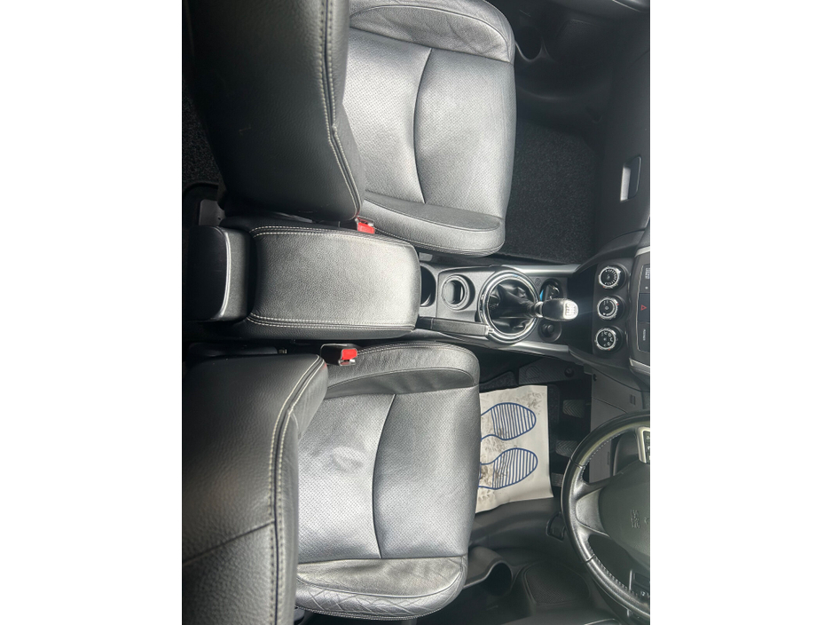 2014 Mitsubishi ASX - image 15