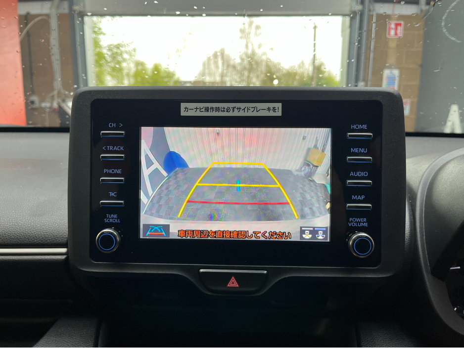 2021 Toyota Yaris - image 15