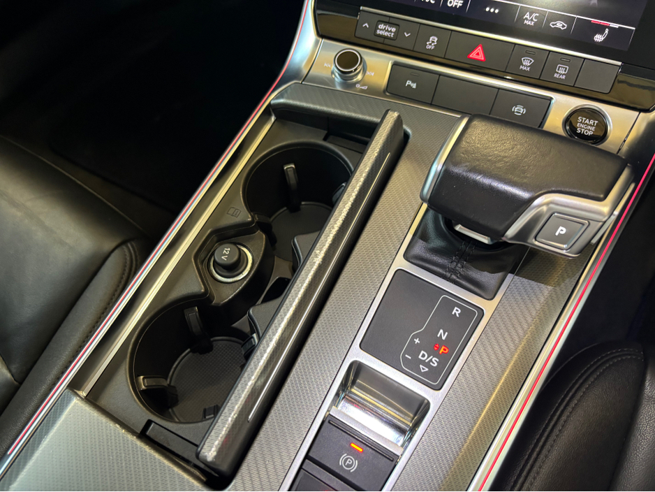 2022 Audi A6 - image 8