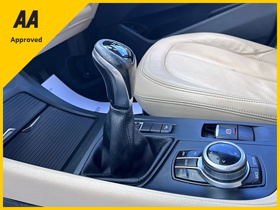 2017 BMW X1 - image 27