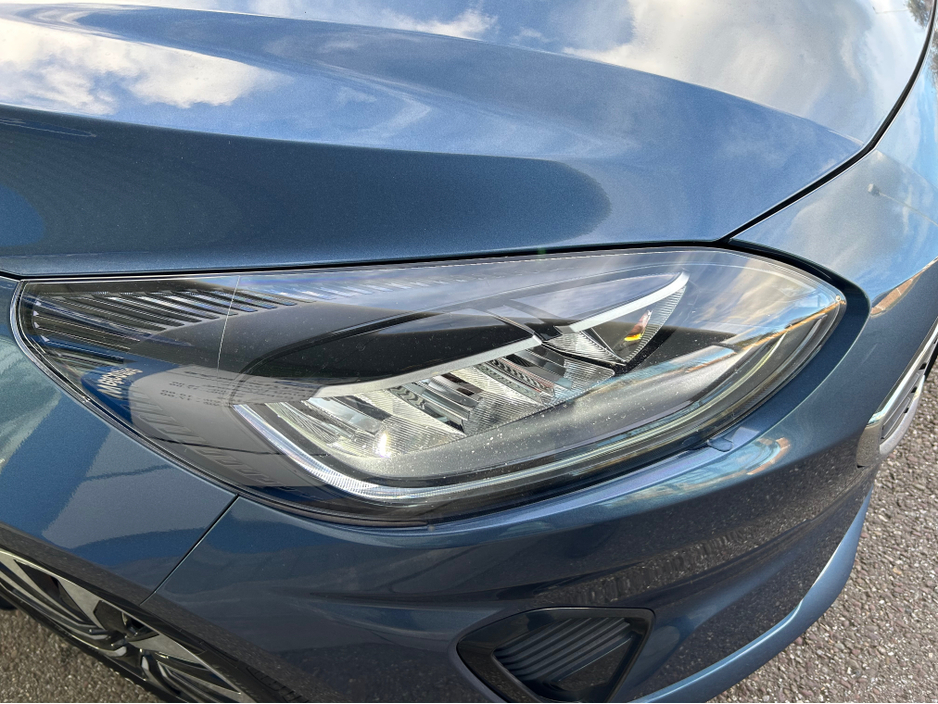 2023 Ford Fiesta - image 7