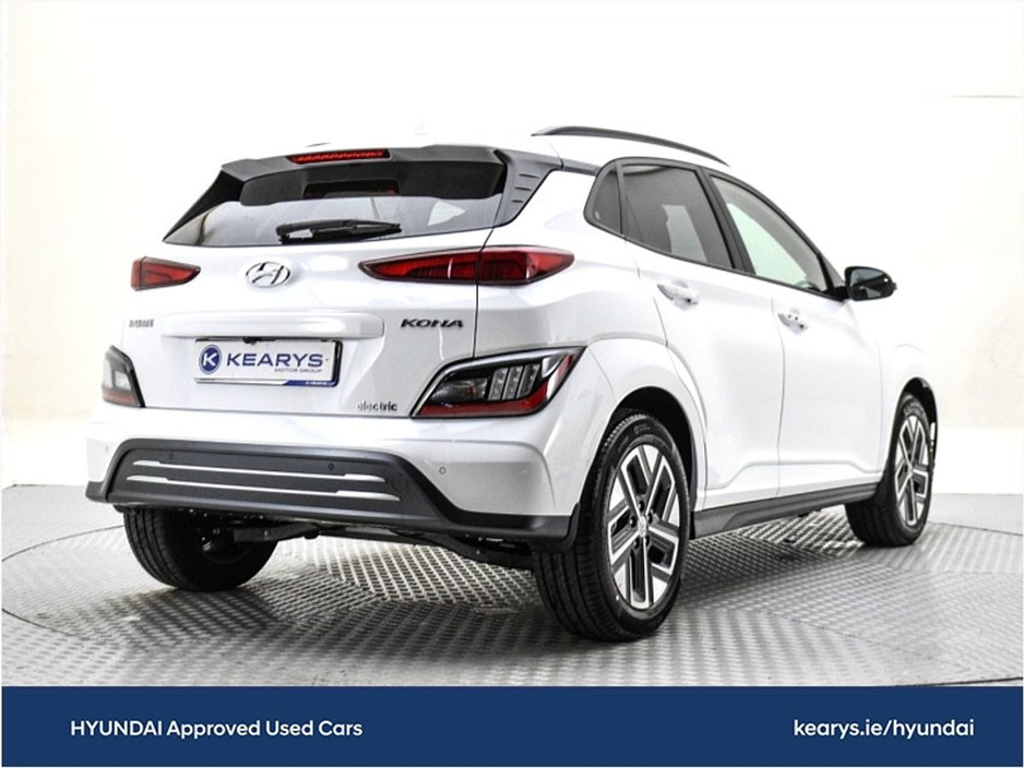 2023 Hyundai Kona - image 12