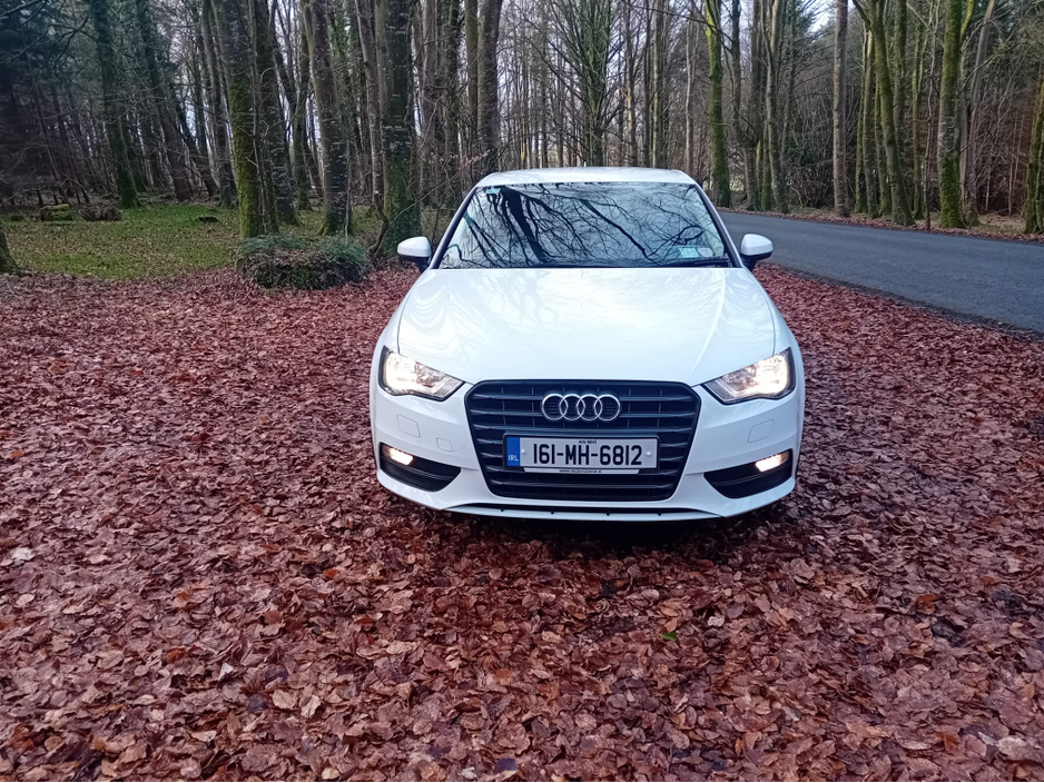 2016 Audi A3 - image 2