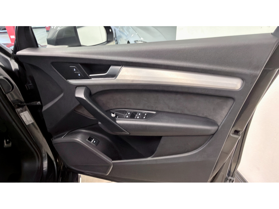 2018 Audi Q5 - image 16